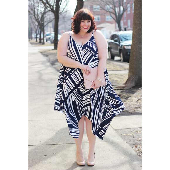 City Chic L/20 Riviera Handkerchief Hem Sundress Navy White - Picture 2 of 6